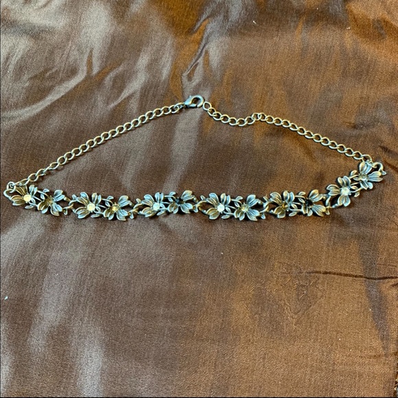 Necklace - Picture 3 of 10